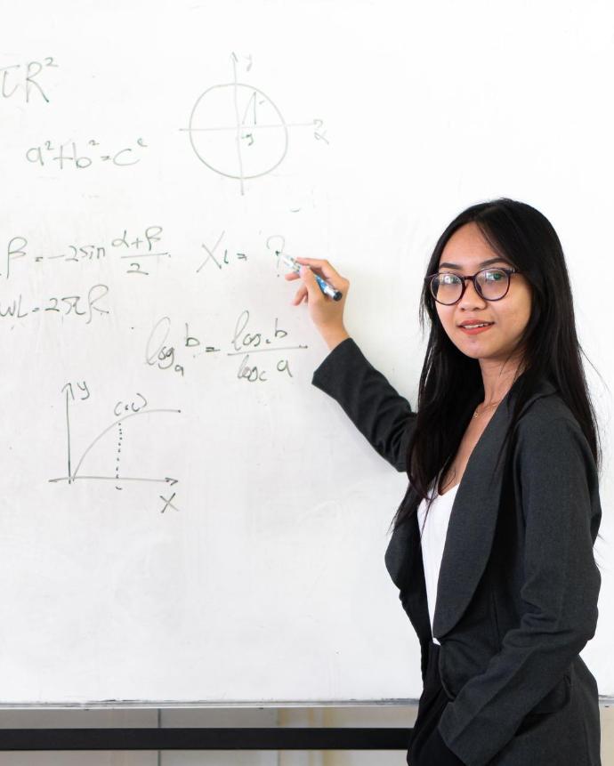 UNITECNAR - PREGRADO EN LICENCIATURA EN MATEMÁTICAS COLOMBIA